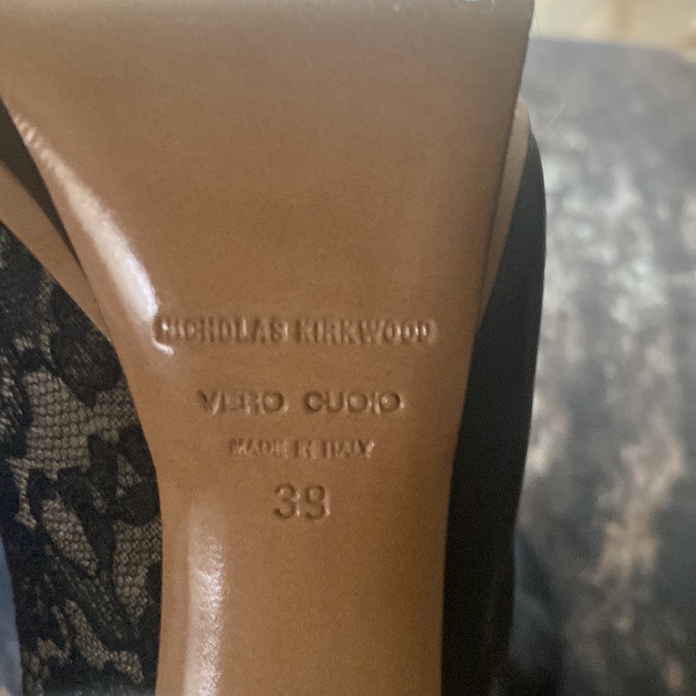Nicholas Kirkwood high heel black leather and lace booties. Worn few times. 39 - Picture 5 of 5